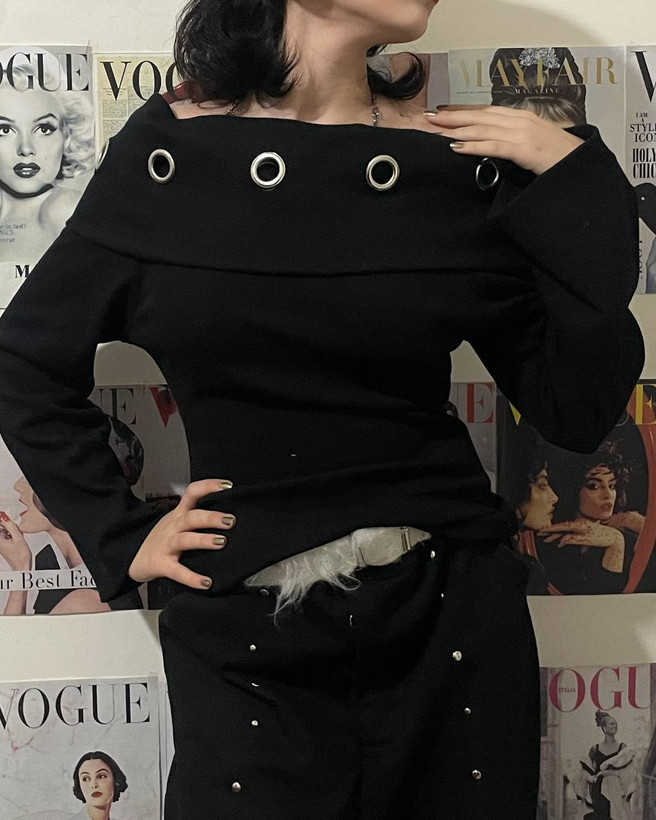 بلوز off shoulder