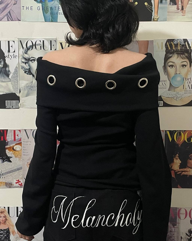 بلوز off shoulder