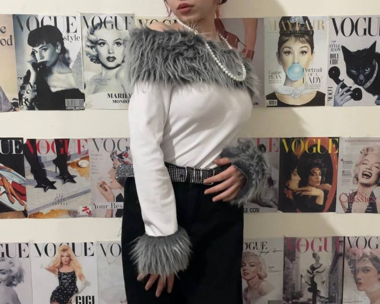 بلوز off shoulder خز