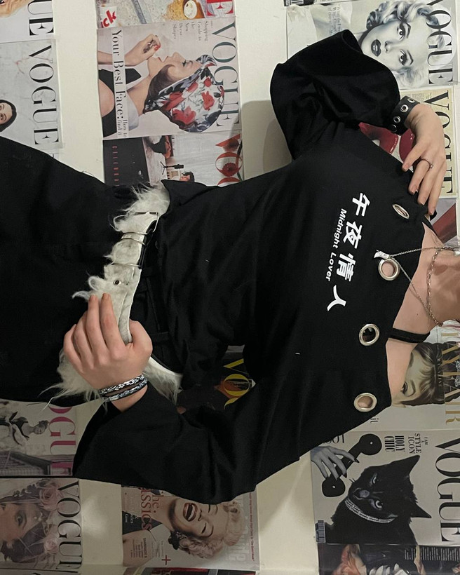 کراپ midnight lover